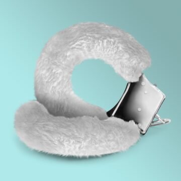 "ALGEMAS DE PELUCHE LOVE CUFFS CRUSHIOUS BRANCAS"