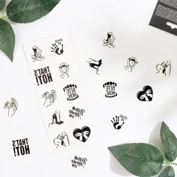 "CONJUNTO DE 10 TATUAGENS TEMPORÁRIAS - KINKY COLLECTION CHIC TATTOO SECRET PLAY"